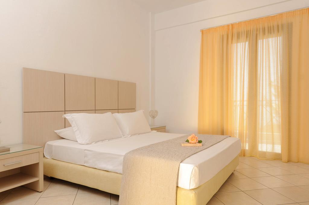 Karras Star Hotel إفديلوس المظهر الخارجي الصورة